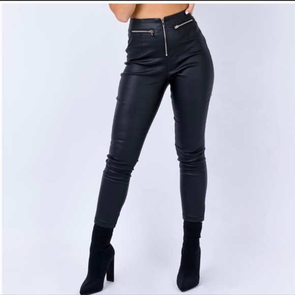 Princess Polly Pants - Princess Polly faux leather leggings/pants